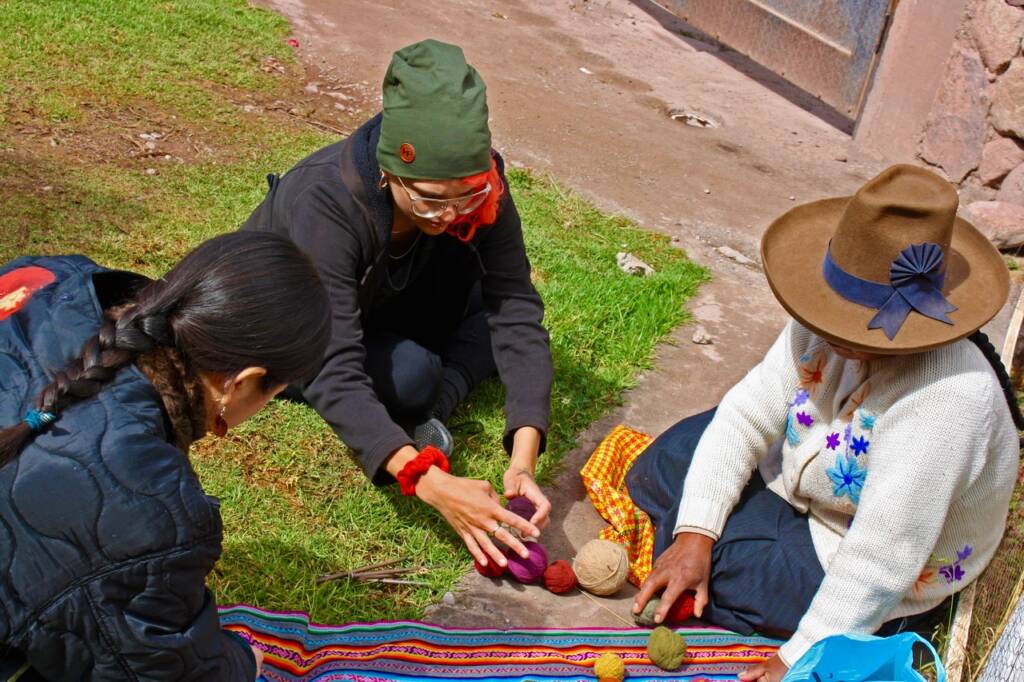 Arquetopia Peruvian Textiles Andean Weaving 1ae